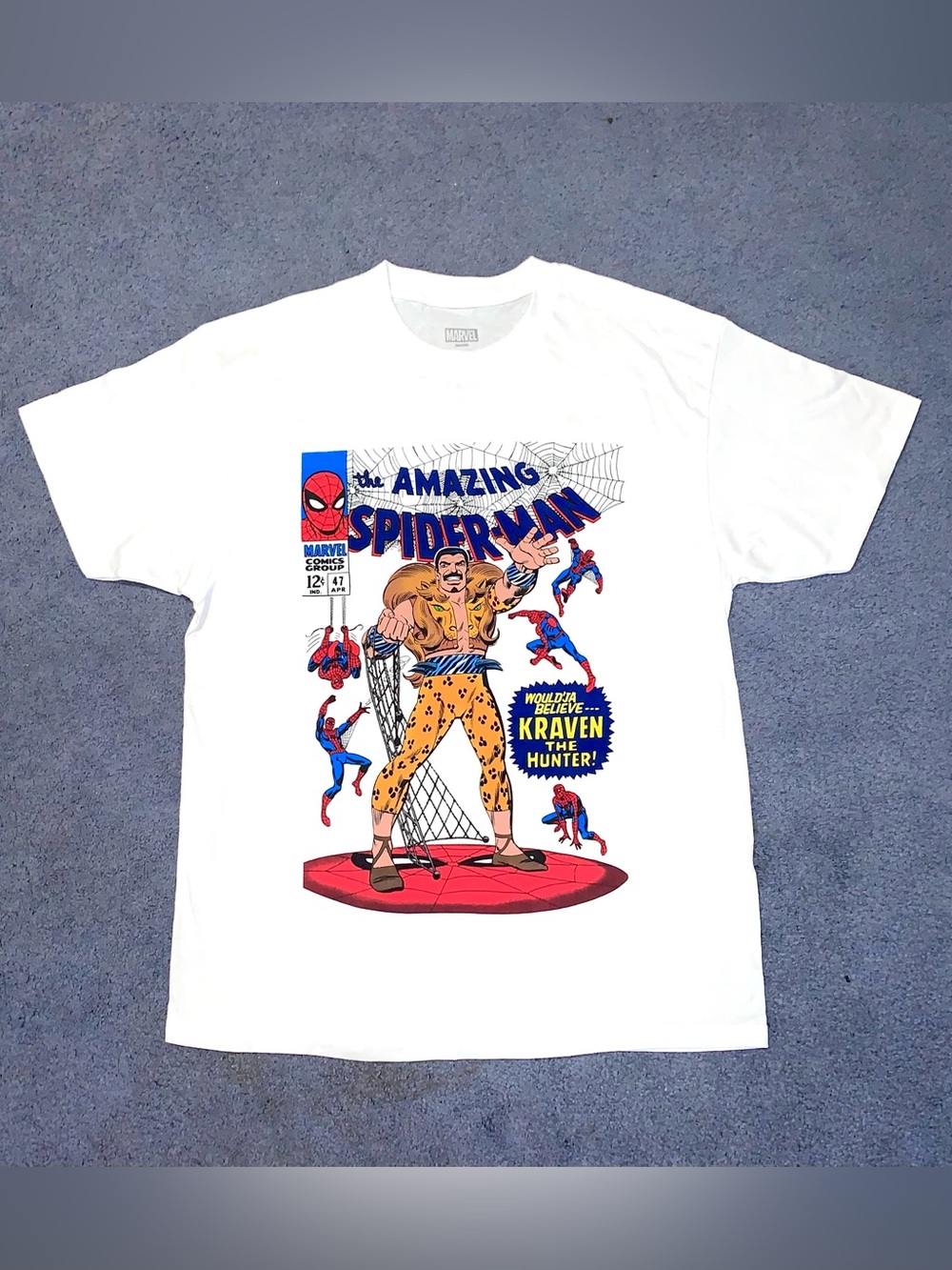 NWOT Marvel Spider-Man & Kraven the Hunter graphic t-shirt